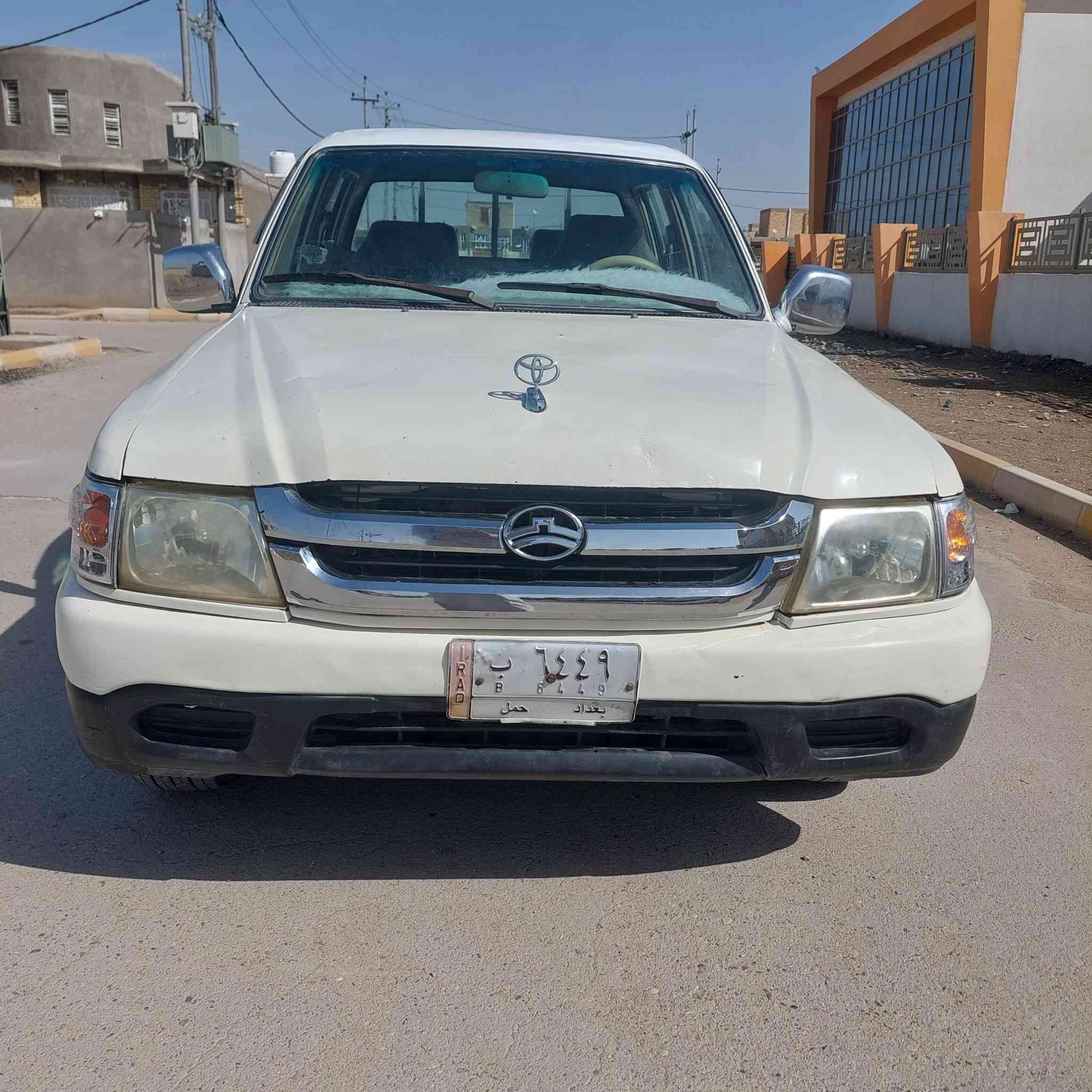 السلام عليكم  سيارة  بيكم دير للبيع 2006 رقم بغداد 
مداور ثاني يوم 
جاهزة من كلشي مكينه وكير( كير اوتو ماتيك)✅️ وكهربائيات 
تواير جدد توني شادهن 
لتواصل اتصل على الرقم وبيك خير وتدلل ***********
