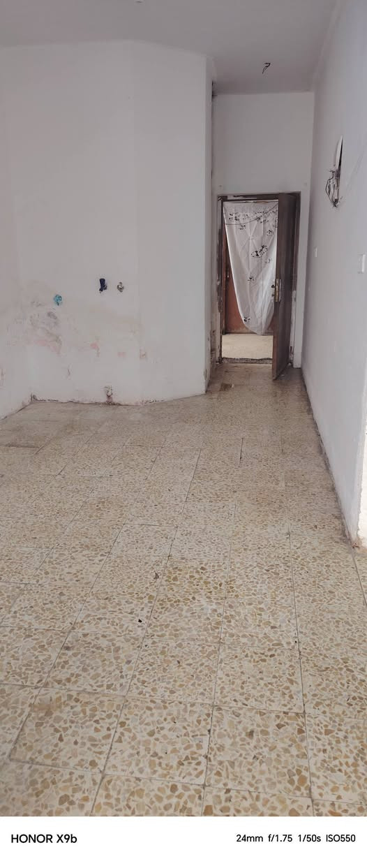 يوجد لدينا

شقه للايجار

غرفتين كلدور مطبخ صحيات

سعر الاجار 250 الف

الماء والكهرباء والانترنت واصل علينا

حله حي المهندسين قرب مركز تأهيل الجرحى

للاستفسار الاتصال على الرقم ***********

