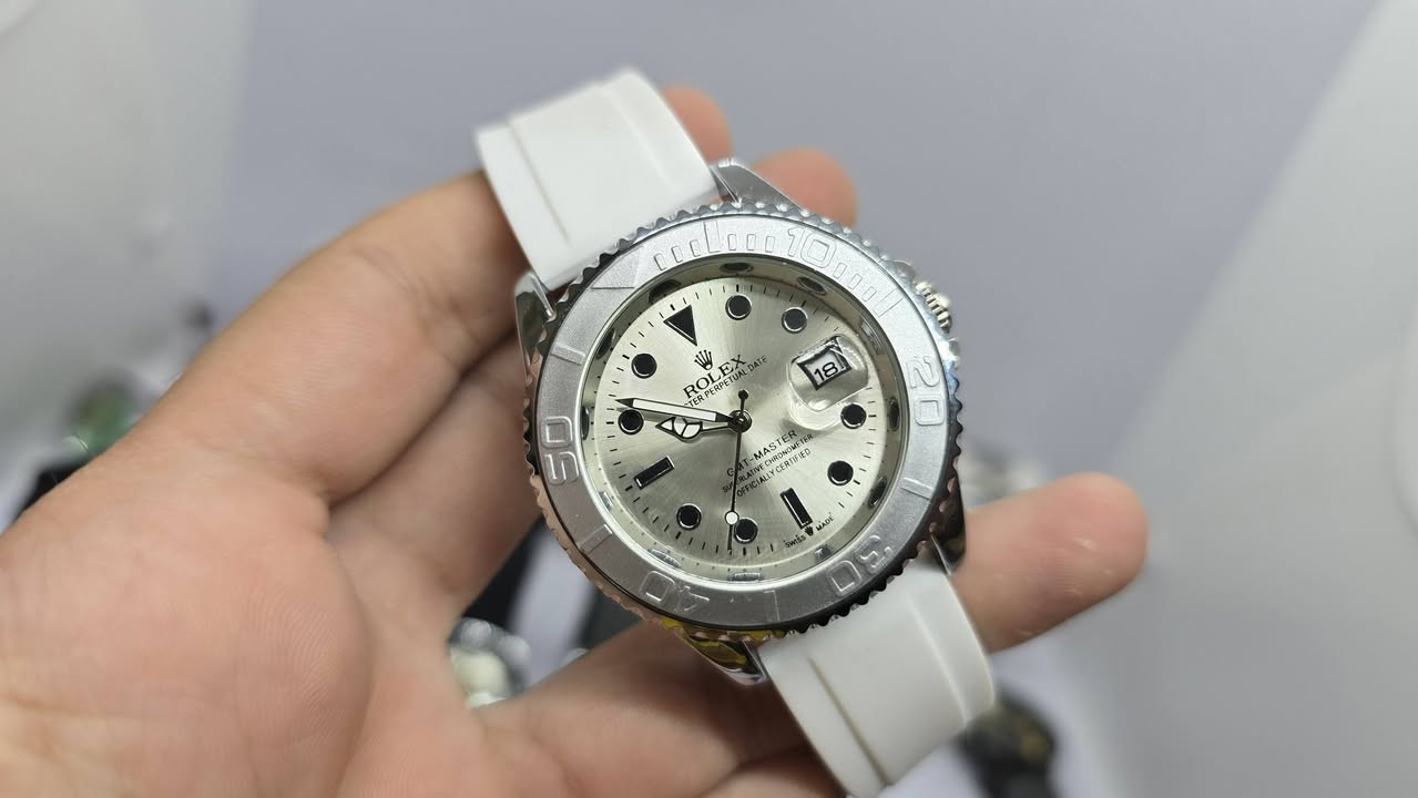 ساعه ٢٠ توصيل مجاني ساعتين ٣٥ توصيل مجاني للحجز *********** واتس اب
