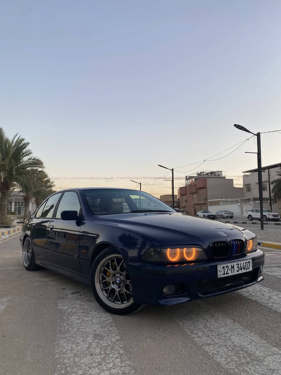 BMW E39 /535 /V8 اصل 
موديل 1997 محدث M 2000 وفوك ، كير تبترونك (+/-) ، غرفة جلد خام ، تبريد ثلج ، مكينة گير جدد شرط الفحص ، دعاميات M ، كامرة خلفية ، تبريد قطعتين ، حساس دعامية اصلي ، بردة كهرباء ،  السيارة صبغ عام جمالية ، بانزين محسن فقط .
ايرباگ شغال ، رقم الاوربي الجديد نينوى سنوية بأسمي شرط التحويل .
مكان السيارة /  النجف الأشرف /  سعر 98 وبيها مجال
تواصل / واتساب / ***********
بيع مستعجل
