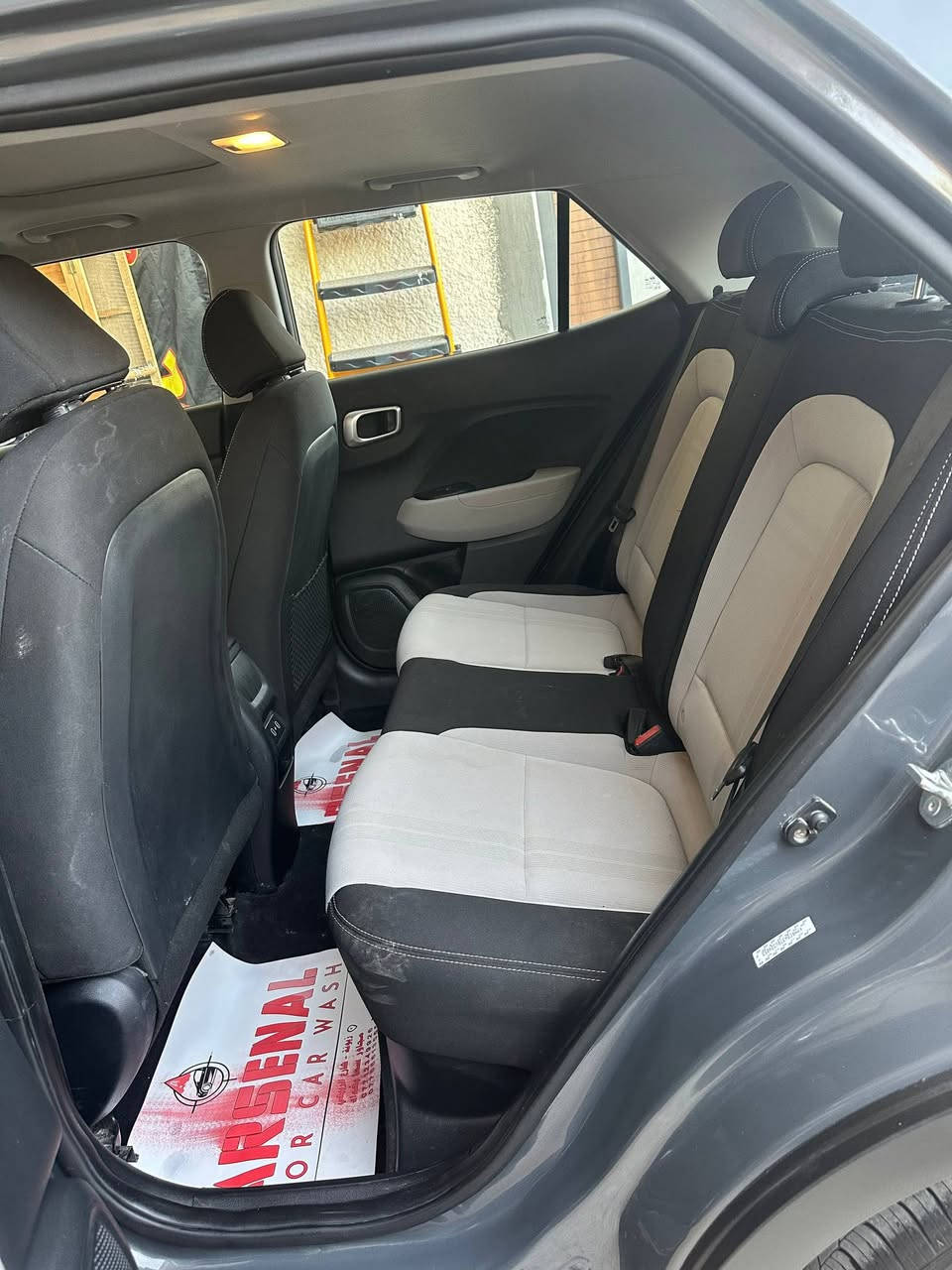 السلام عليكم
هونداي فينو ٢٠٢٤ للبيع فووول رقم بغداد 
حادثها موضح بالصور 
السعر ١٥٢٠٠$ وبيها مجال
للاستفسار الاتصال على 
***********
