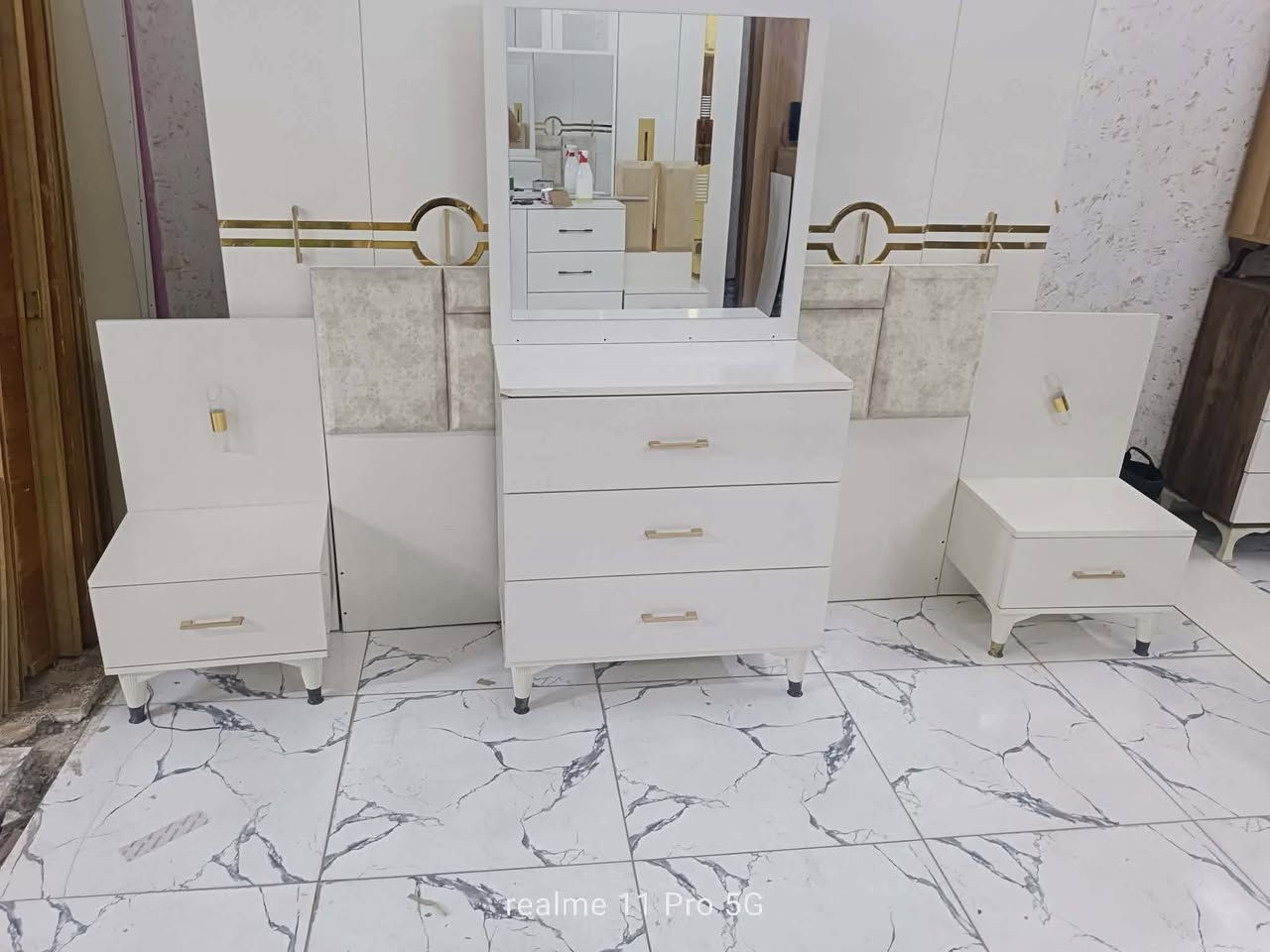 غرفة نوم تركي مستخدم😍💥 
 نضافة95💯
عدد القطع / 5
نضام / ابواب 🦋✨
سعر / 450🤍✨
شد ونقل داخل بغداد مجاني🛻
يوجود توصيل محافضات


**إذا كنت صاحب هذا الإعلان وتريد حذفه لأي سبب، رجاءا أرسل رسالة إلى الدعم الفني**