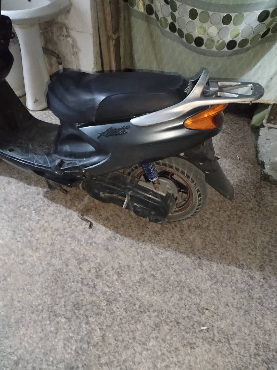 اكزز فحل كله شغاله سلف هندر شلع مشي ناعمه وحلوا ٤٠٠ وبيه مجال ***********
