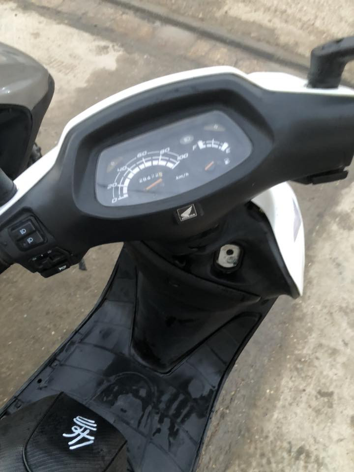 دراجات سبيسي نظيفات الشراي يتصل كفر تجاري وناعمات كله شغال وبلادي ماعدى الكفرات البيضة 500 والفيلي ب550 العنوان كوت الخاجية شارع 40

***********
