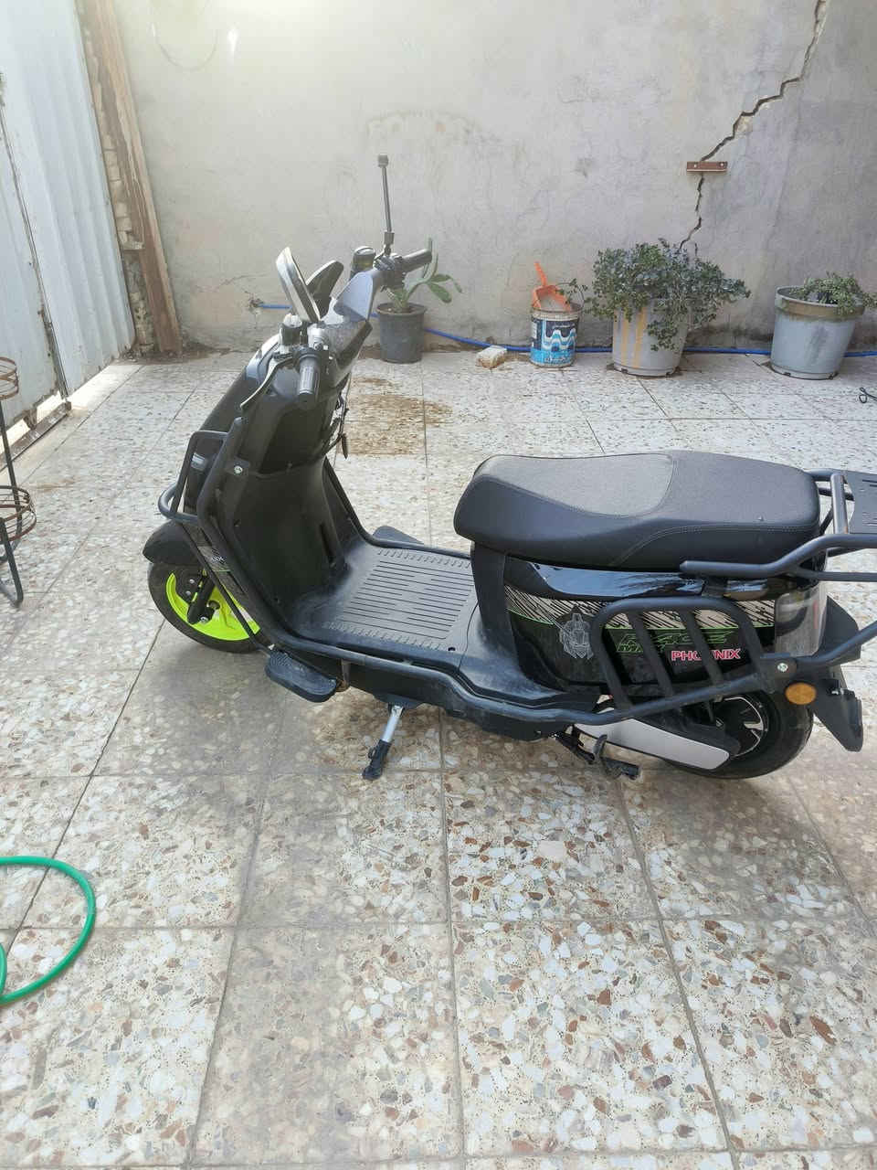 دراجه شحن للبيع ستعمال 5 أشهر
فقط

100%100 نضاف

اربع سرع بيهه تقفل 90

تمشي 60 كيلو متواصل

سعر 900 وبيهه مجال

رقم تلفون

V

***********
