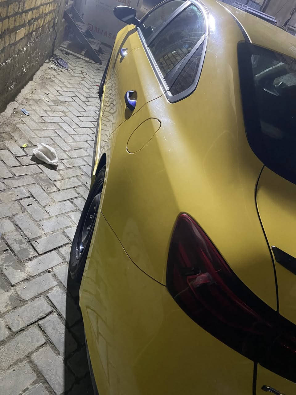 فورتي ٢١ جيتي لاين
ماشيه ٦٦ 
مكينه كير كفاله 
باسمي رقم بغداد سنويه ٢٨ 
مصفره هيئه غرمات 
حادثه فقط جاملغ امامي مبدل 
مكاني مدينه الصدر 
السعر 153
***********
