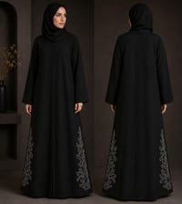 عباية اسلامية • سواد فاحم • نظيفة