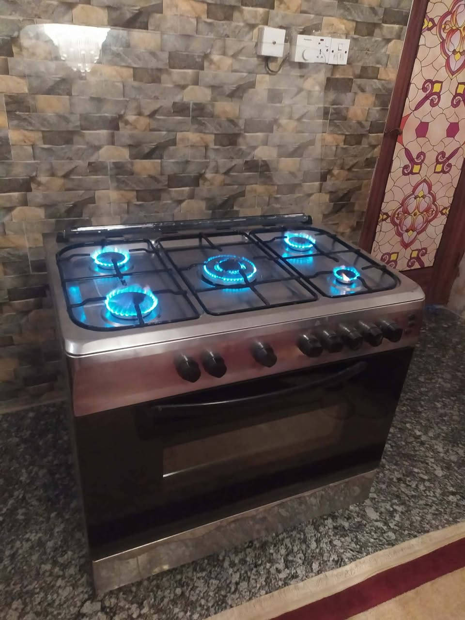 طباخ تركي 5 مشاعل نظافة فول كله شغال عالفحص سعره 160قفل. يوجد توصيل


**إذا كنت صاحب هذا الإعلان وتريد حذفه لأي سبب، رجاءا أرسل رسالة إلى الدعم الفني**