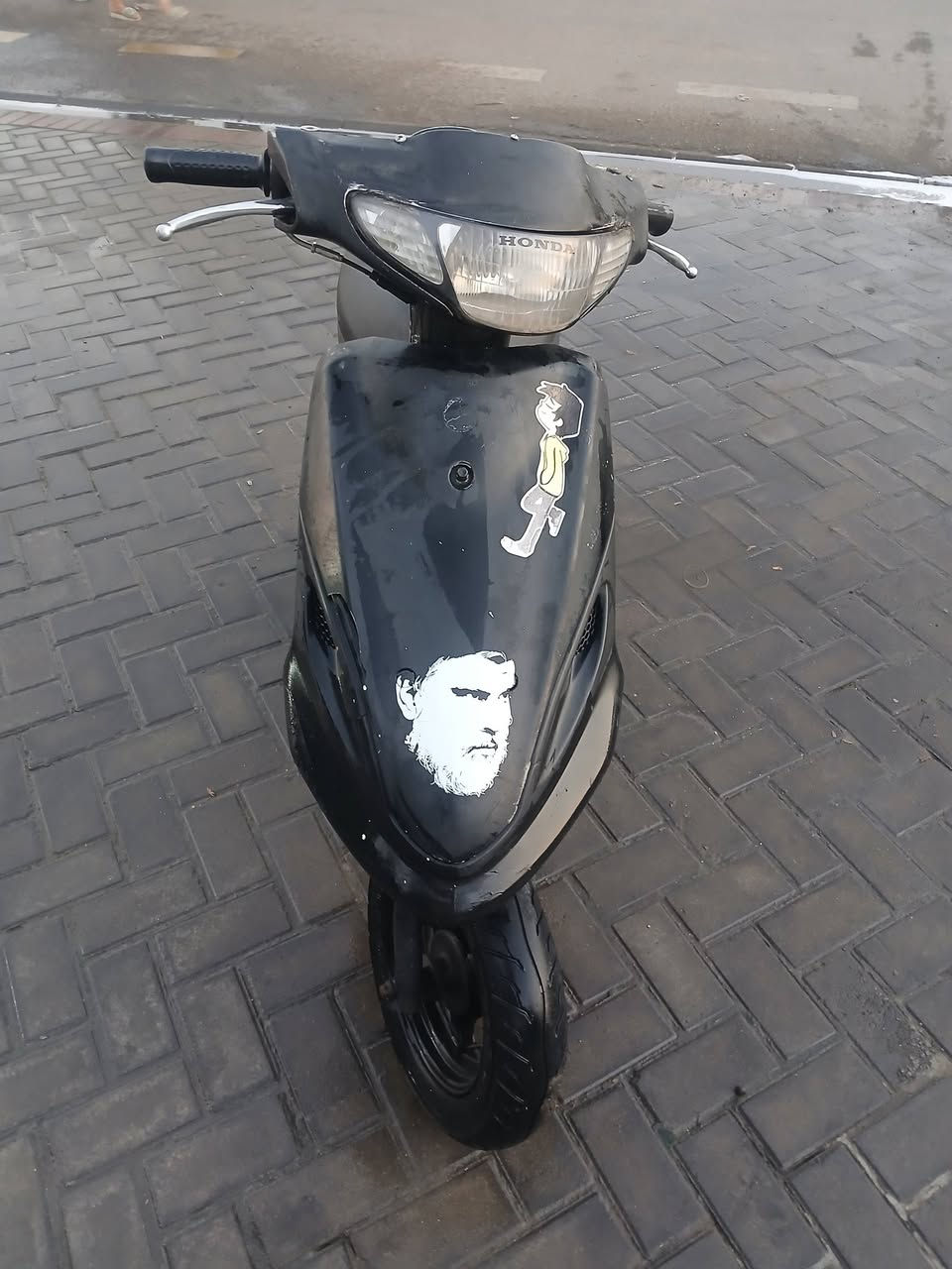 دراجه قجمه البيع شقاله كلشي مابيهه العنوان الشعب شارع السواق السعر 325 وبيهه مجال الرقم ***********
