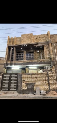 120متر مربع بلقرب من الشارع العام يحتوي ع 6عرف نوم واستقبال وصاله ومطب...