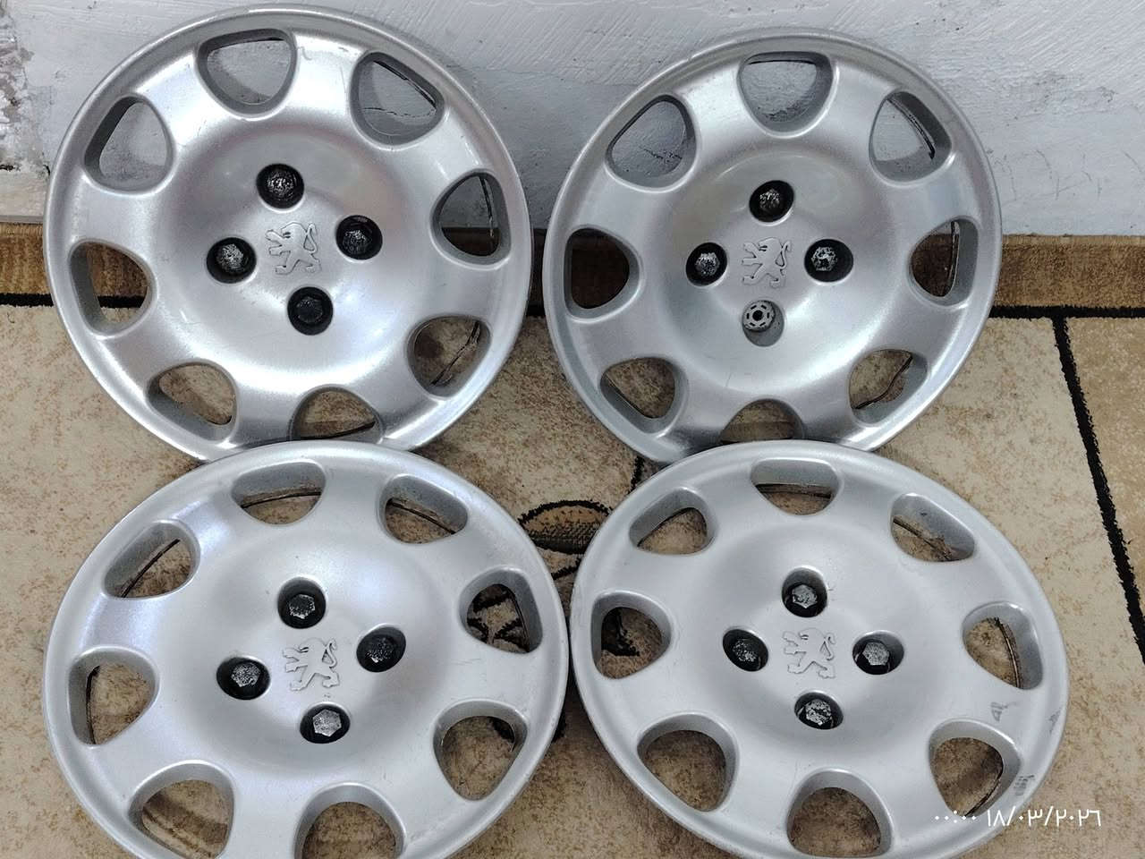 للبيع كبات بيجو بارص جدد السعر 35 وبيهن مجال الرقم ***********
