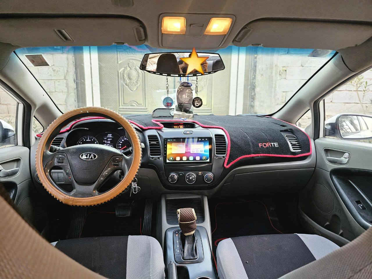 السلام عليكم شباب كيا سيراتو موديل 2016 كير مكينه تبريد كفاله والسونار ب منشور مكانها بغداد زيونه لمعرفة تفاصيل اكثر اتصل 
*********** 
شباب لحد يراسلني 
مكلف بل نشر
