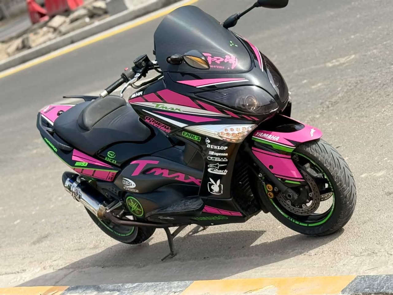 سلام عليكم 
تي ماكس 2011 نوزل 
دراجه شكد الكاع تخبل شلعه ومعدل خير من الله 
الدراجه بيه تزويد ( صالنصه وتجوه و وعدسات زنون ) والدراجه مشمه تخبل ما شاءالله كفاله عامه ربع ما تصرف عليه ناقصه بس سايق 
عنوان بغداد 
سعر خاص 

‭0770 744 5459‬
بس وتساب متواجد 
والمو شراي ليتصل رجان
