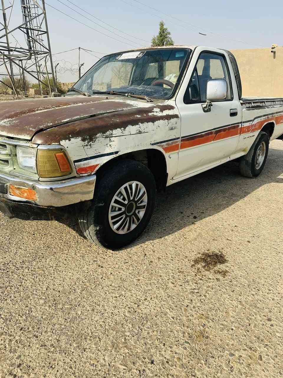 سلام عليكم سياره البيع موديل 90 مكفوله كير محرك سياره بسمي رقم قادسيه نكليزي تحويل ثاني يوم سياره خير من الله مال جناي مكاني ميسان ناحيه سيد احمد الرفاعي رقمي ***********السعر ٤٢ وبيه مجال رجاء المو شراي لا يتصل
