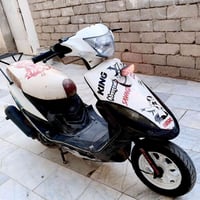 ماكس عدلة • ابيض • رياضي