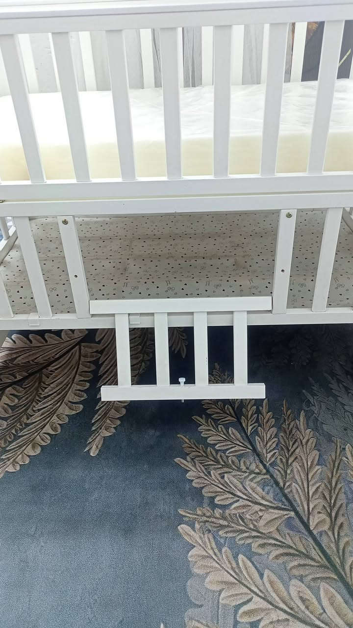 السلام عليكم
جربايه اطفال للبيع اخت الجديده نضافته100\100
تتصغر وتتكبر/ المكان بغداد
الاتصال ع هذا الرقم ***********
