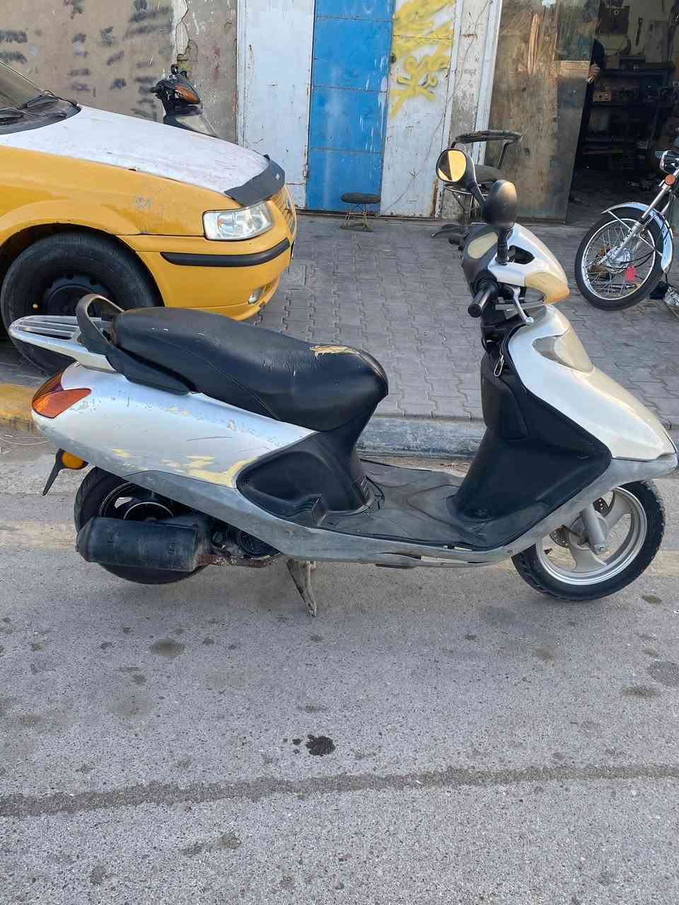 سلام عليكم للبيع سبيسي ماليزي كامله
مابيها أي نقص مكينه ناعمه فول 
سلف هندر كهربائيات كامله باتري جديد 
*********** سعر  ٣٠٠
