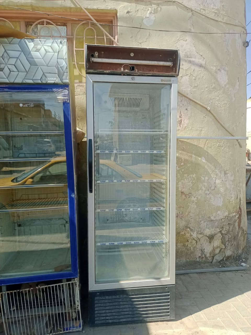 خمس برادات كلهن ثلج بس واحد مابي غاز كلهن 450 شلعه المفرد ب90 قفل ***********
