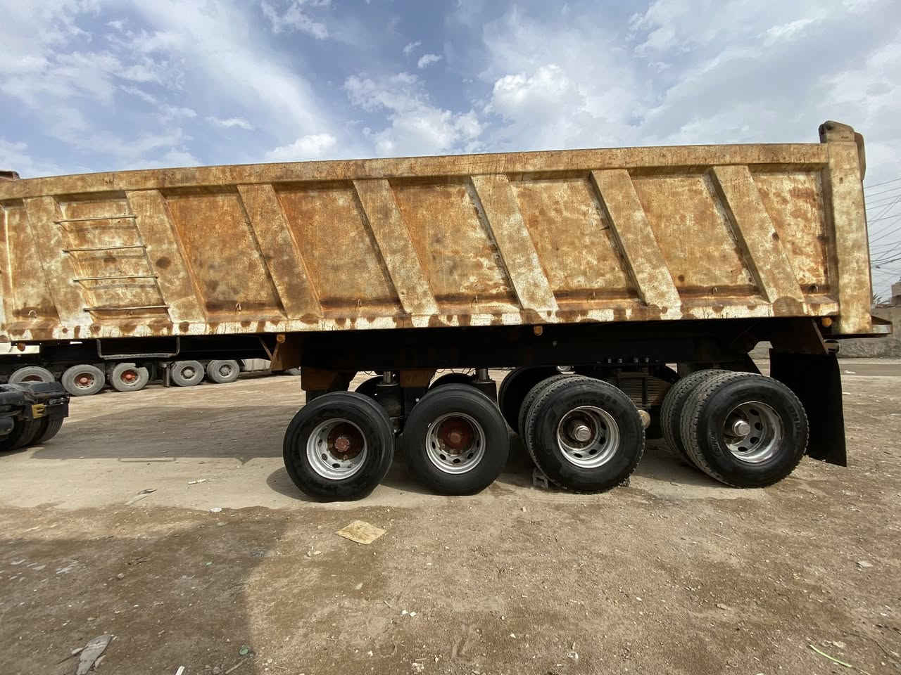 السلام عليكم اسكانيه للبيع راس وعربانه استفسار اتصل بالأرقام *********** /***********
