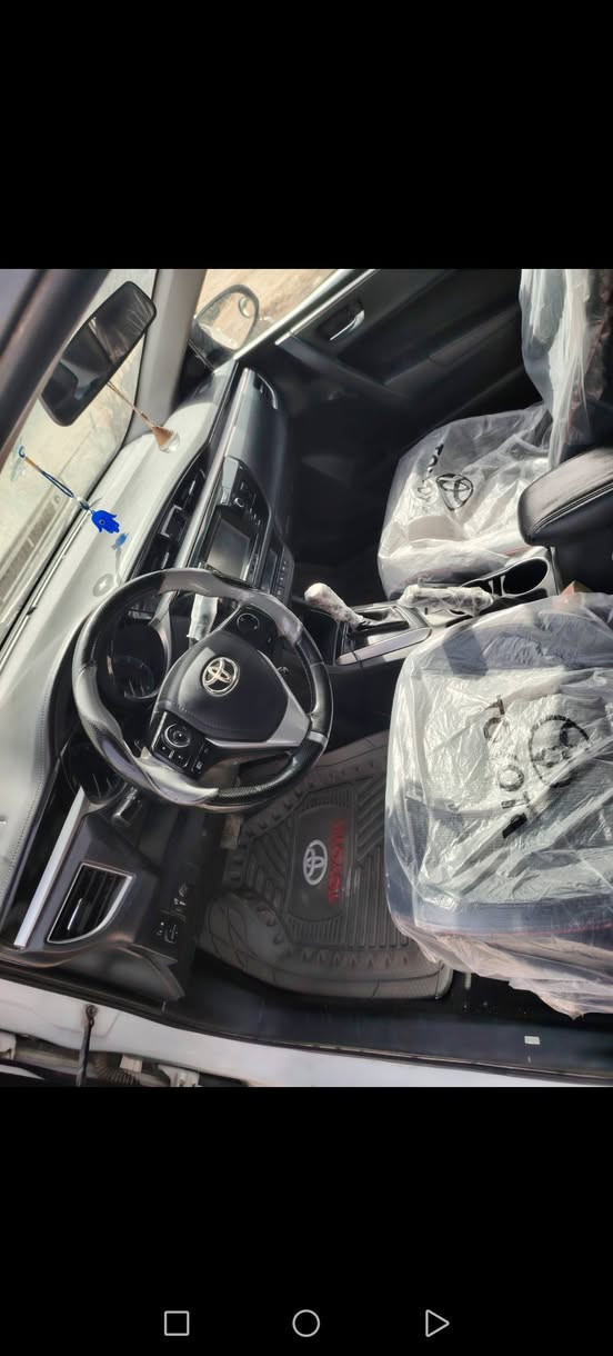 كورله وارد كندي 2016 بيهه تبديل جاملغ فقط بدون دواخل وبيهه رشات صبغ  سعر 110 ناصريه مركز ***********
