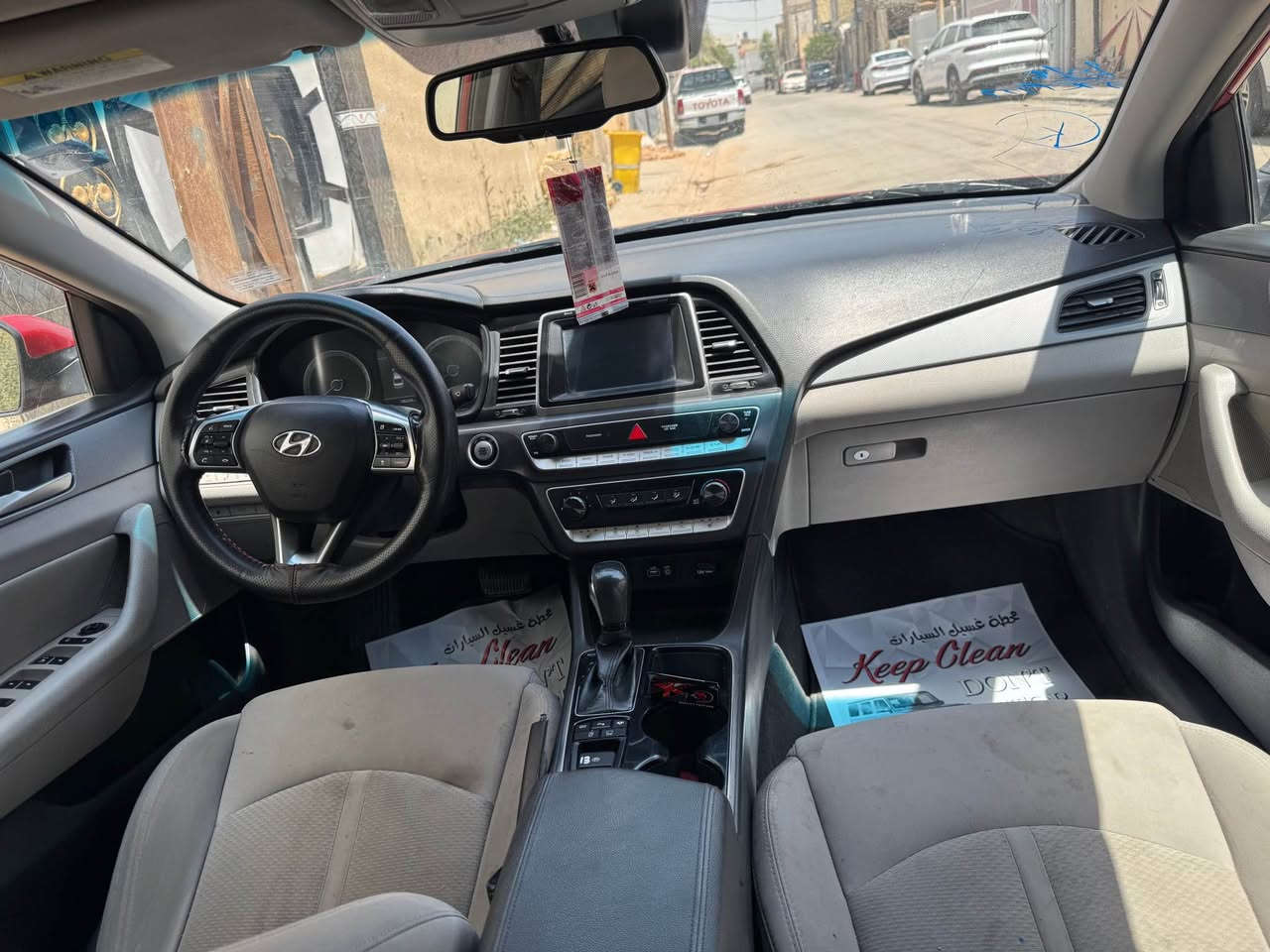 هونداي سوناتا 

سبورت فول بطن 

الموديل : 2018

اللوحة : رقم بابل باسمي تحويل ثاني يوم 

مكينه كير تبريد جاهزه

نوع الحادث : صبغ جاملغ وبنيد امريكا 
وبلعراق بيها بطش تقريبا صفحه ورشيتها شرط بدون ضربه ماعده جاملغ وبنيد تقريبا ٥ قطع صبغ 

____________________________
الــمــواصــفـــات :-

1 - محرك 4 سلندر 2400  

2 - كشنات بيجي  

3 - كاميرا دوار ستيرن

4 - شاشة كبيرة للتحكم في ايعازات السيارة

5 - رادار تحديد مسار

6- عداد المسافه 99 ميل 

7 - ايرباك دركة فقط 

8 - منافذ USB امامي خلفي

9 - سستم صوت متكامل

10 - تحكم ستيرن جهتين

11 - نظام ABS مانع انزلاق

12- رادار جانبي

13- تشغيل بصمة + ابواب 

14- اشاير بالمري

15- شاحن واي

17- شفتات 

16-كشن سائق كهرباء

18 - وباقي المواصفات الفول 

19- ستيرن سبورت

20- دبل اكزوز 

21- كيجات كيلو متر 

اًلسعر 118$ وبيها مجال لشراي 

للبيع او مراوس 

الاستفسار الاتصال على الرقم 

*********** النجف, العراق
