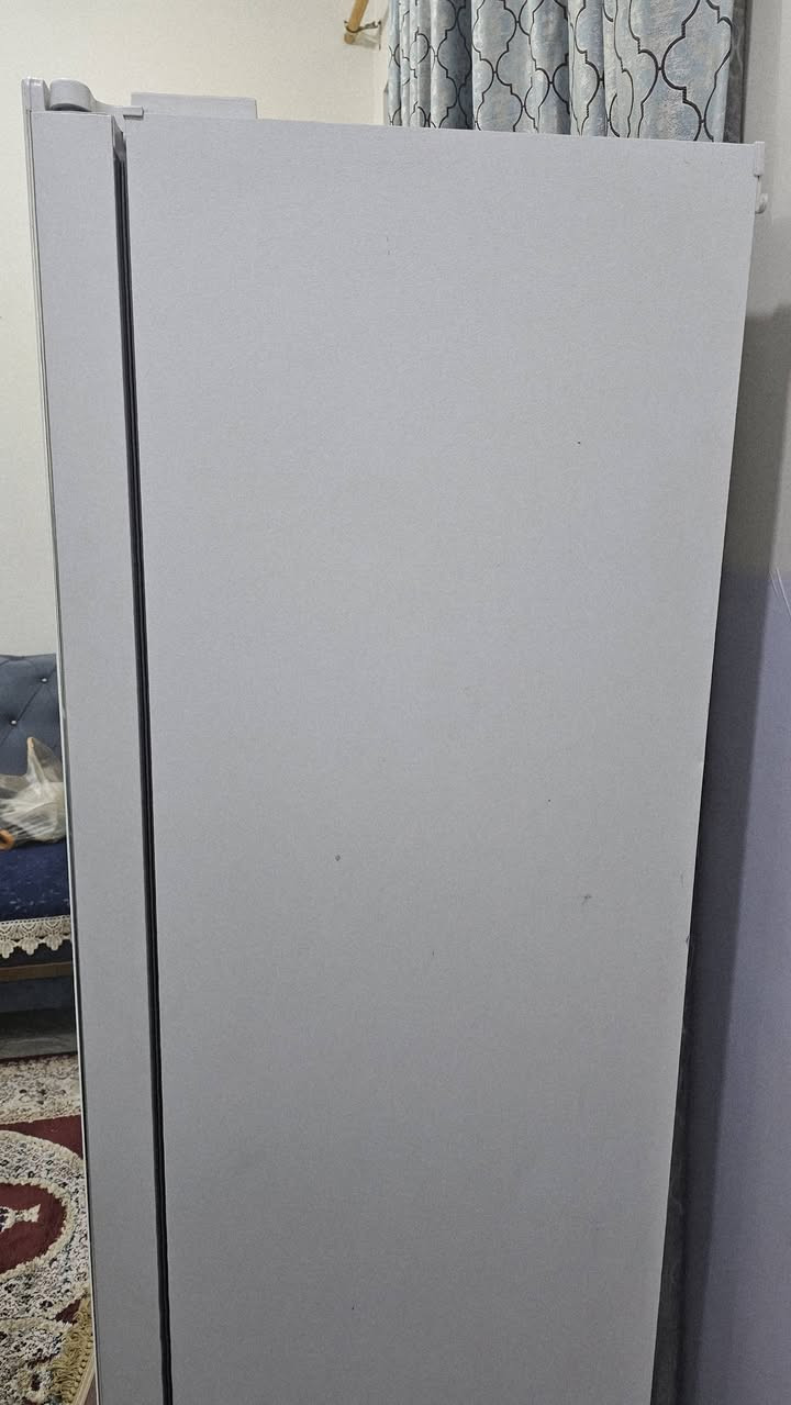 ثلاجه ٣٠ قدم نوع نوجي للبيع جها ثلاجه وجها مجمده ٣٥٠ الف بيها مجال دوره طعمه ***********
