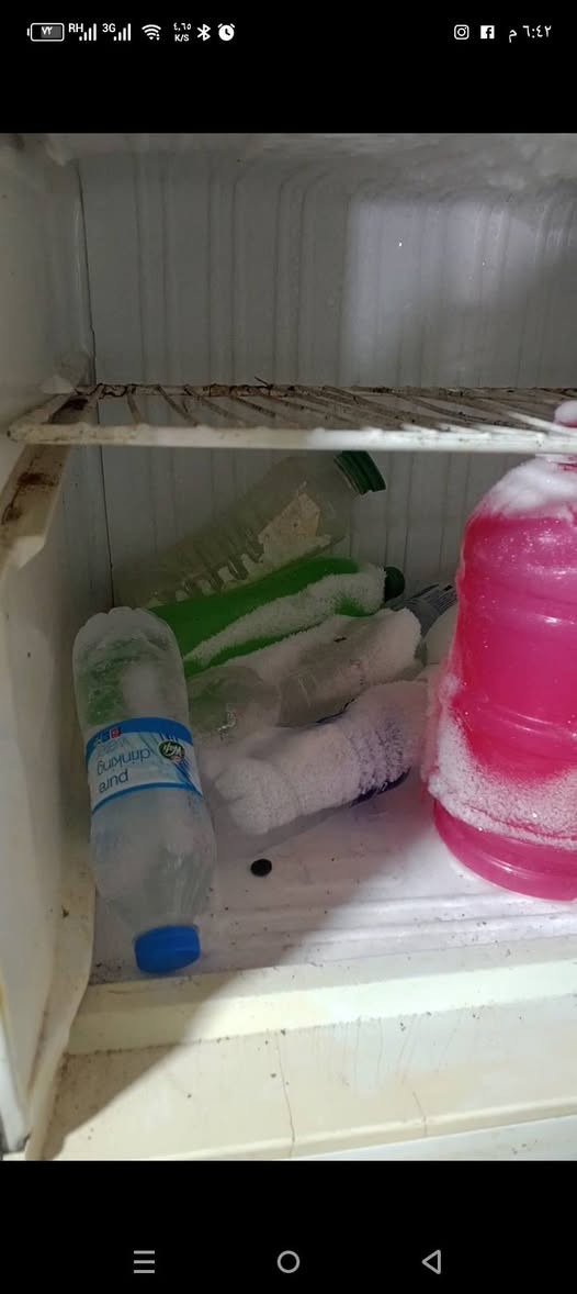 عندي ثلاجه ١٤ قدم كونكور سعر١٠٠الف ومجمده ١٠قدم ١٠٠الف شغالات شرط التجميد للبيع واذا اثنينهم ب١٧٥الف   ***********ابوغريب شقق الالبان
