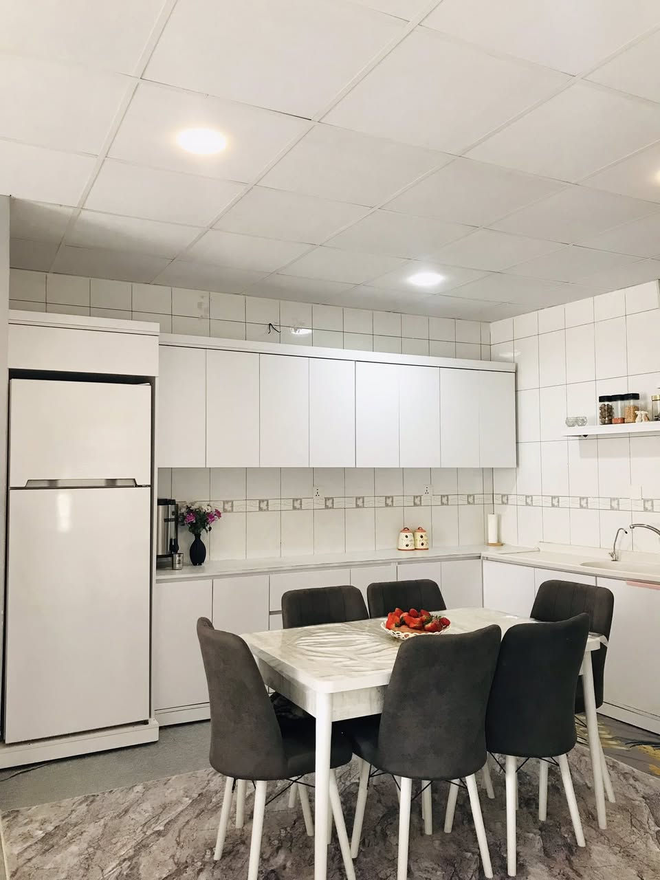 سێتی کەوانتەری زۆر تازە و جوان زۆر کەم ئەبێ دروستکراوە  ـ نرخی ٤٦٠ھەزار ـ سلێمانی
درێژی کەوانتر بە شوێن سەلاجەکەوە ـ٣.٦٣ مەتر 

درێژی سنگەکەی ـــ   ١.٩٥

سێ ڕەفەشی لەگەڵە


**إذا كنت صاحب هذا الإعلان وتريد حذفه لأي سبب، رجاءا أرسل رسالة إلى الدعم الفني**