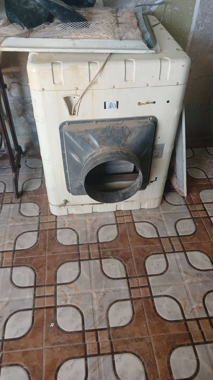 عندي  مبردات لبيع  واوتي  وبرادت


**إذا كنت صاحب هذا الإعلان وتريد حذفه لأي سبب، رجاءا أرسل رسالة إلى الدعم الفني**