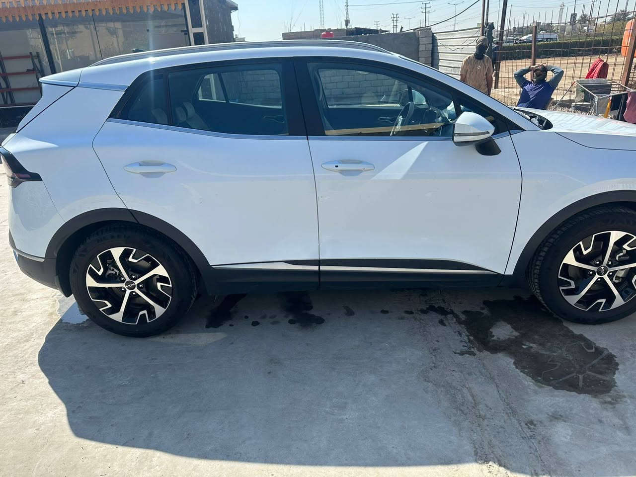 سلام عليكم سبورتج للبيع 2024
مكفولة كفالة عامه من صبغ تكحيل ماعدى زلغ بل دعاميه مبين بل صوره رقم شمالي باسمي داخل اسود سياره جديده كير مكينه مكفول بصمة ماشية ٨١ سيارة خليجي السعر (200)ورقة وبيهة مجال الرقم ***********العنوان بغداد بسماية
