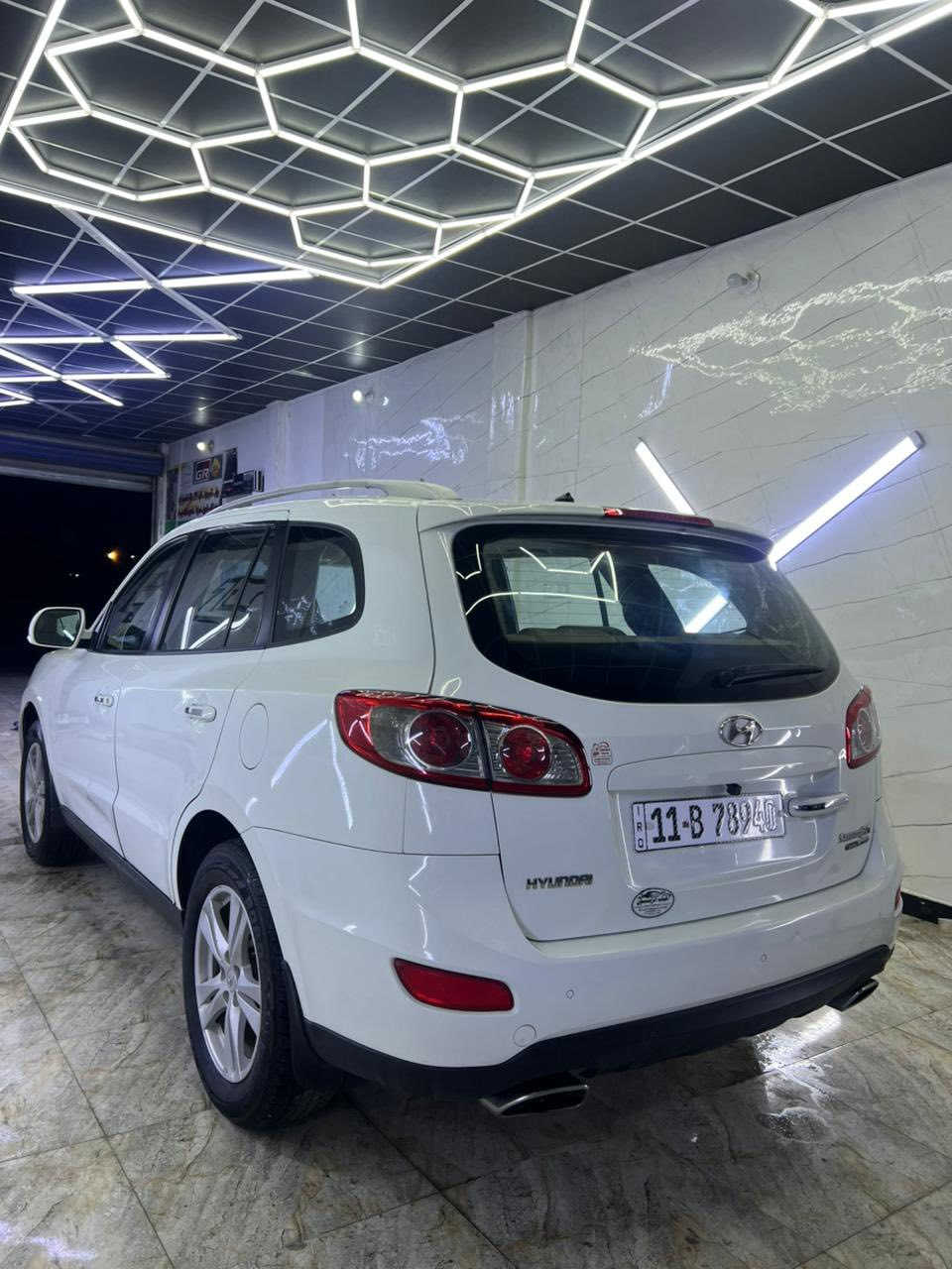 سنتافي 2010 خليجي رقم بغداد جديد
سيارة جاهزة بدون اي نقص  مكينة گير خير من اللة

صدرهة خير من اللة تايرات انضاف فول مواصفات فور ويل  فتحة بصمة تحكم استيرن كشن كهرباء  مري شفط اشاير بل مري   تلث قطع تبريد السيارة خير من اللة  مكفولة من الصبغ فقط بيهة اماكن بارد واضحات بل صور 

مكينة 6سلندر

  مكاني ديالى بلدروز 

السعر 140   

رقمي***********
