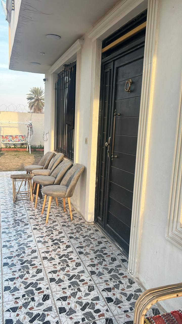 فرصة استثمارية مميزة للبيع 🌿
مزرعة للبيع في مزارع زمرد ✨
📐 المساحة: ١٤٠٠ متر
🏡 تصلح للسكن والاستثمار
🌳 موقع مناسب وخصوصية عالية
فرصة رائعة لبناء بيت أو استثمار عقاري ناجح 💫
📩 للاستفسار والتفاصيل يرجى التواصل خاص
*********** او ماسنجر
