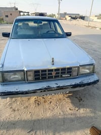 تويوتا كراون • ٨٧ • مكينه مكفوله