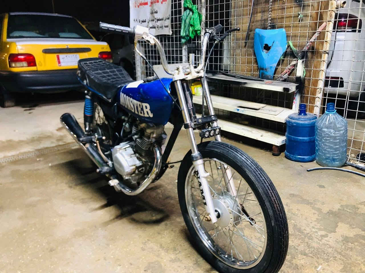 سلام عليكم دراجة للبيع دراجة نضيفه خير من الله مكينه تايرات جدد شاصي كلش نضيف مكان واسط صويرة سعر 275 / *********** تصال
