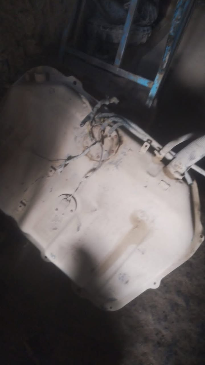 السلام عليكم من رخصه الادمن المحترم فصخت سوناتا منغولي شتحتاج ابيعلك محلي باب الشرقي ساحه الطيران خلف تانكي الماء محل علي الفريجي رقمي ***********
