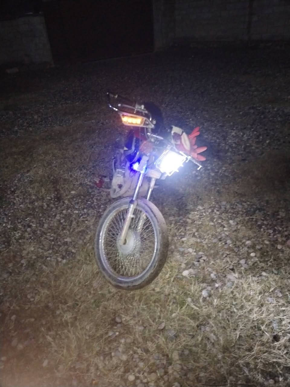 السلام عليكم يوجد تايكر 20 20 البيع بيع مستعجل تصل وتدلل *********** المكان جنوب الموصل الحاج علي
