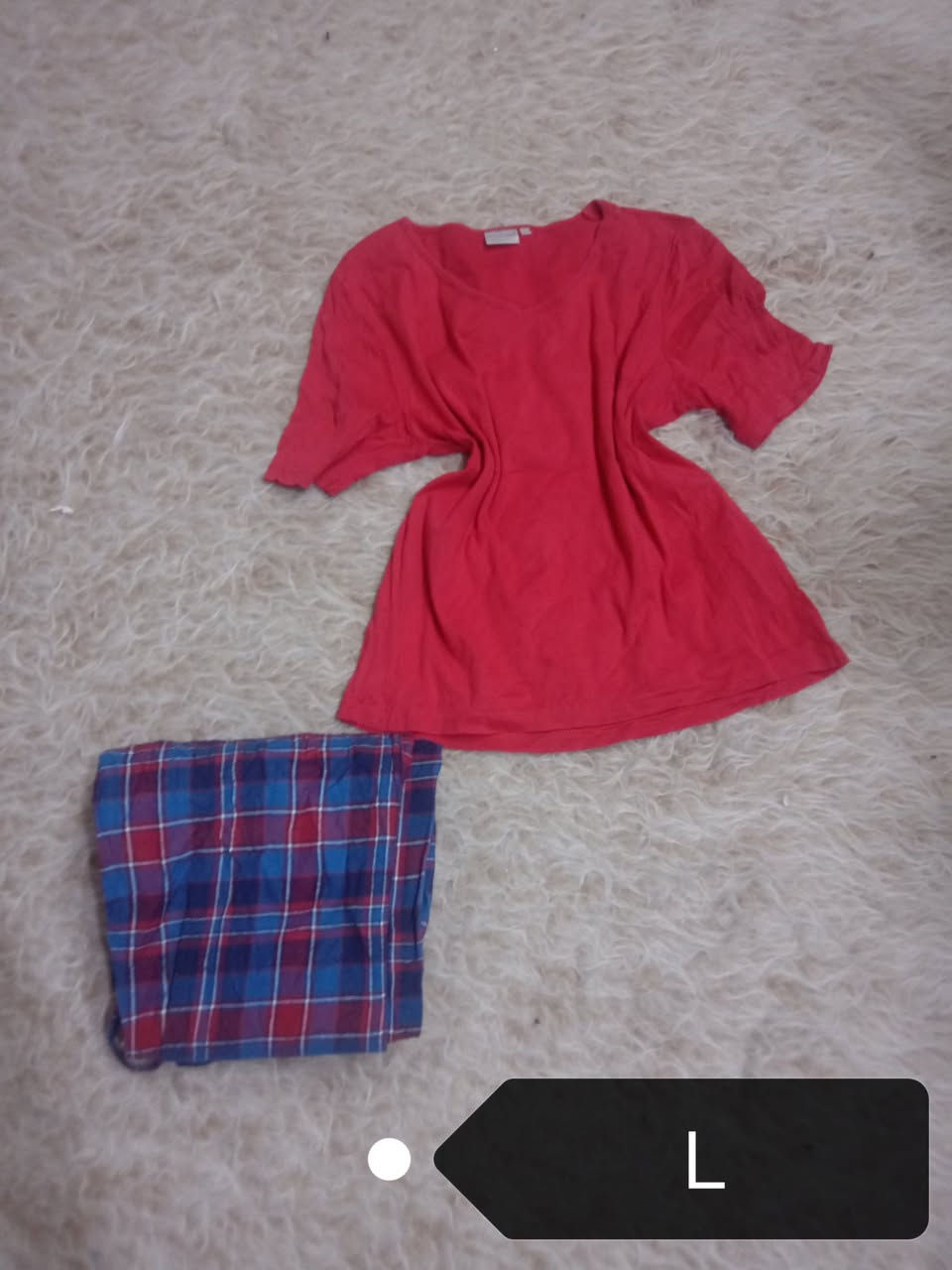 تراكين ب5 
كسر تراكات نسائيه بناتيه 
انواع القياسات والموديلات متوفره 
توصيل متوفر 
مكاني منطقة 36 التريد تشوف البضاعه 
والماتكدر تجي ادزلها للبيت كميه من البضاعه للبيت
وانتي كاعده بيتج تجيج البضاعه تكلبين بيها وتختارين
تدللون


**إذا كنت صاحب هذا الإعلان وتريد حذفه لأي سبب، رجاءا أرسل رسالة إلى الدعم الفني**