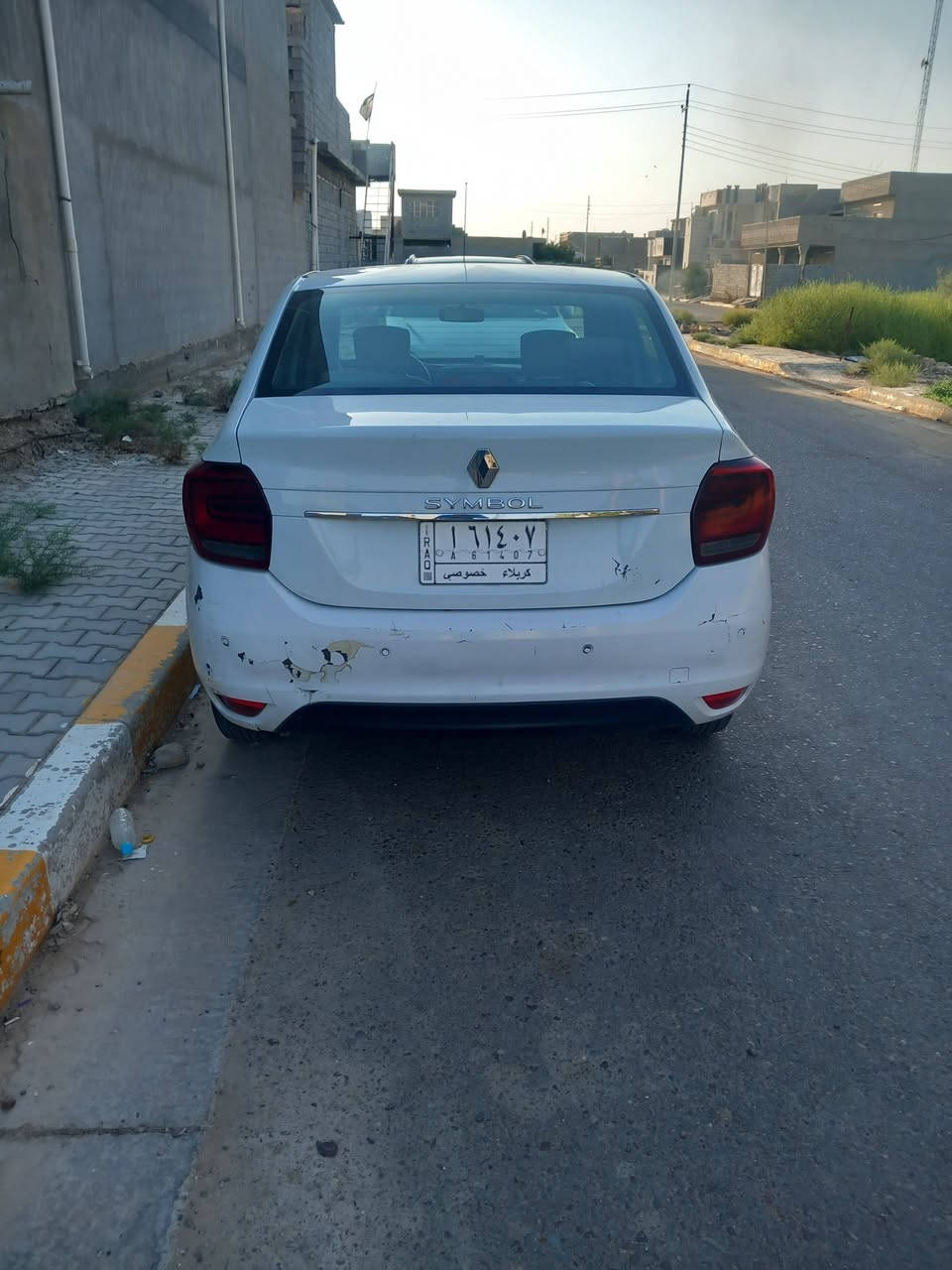 السلام عليكم للبيع رينو سنبل موديل 
2021 سيارة استلام شركة رقم كربلاء مبدل بيها مكينه بيها طخات بسيطه العنوان بغداد  اليوسفية  القصر الاوسط للاستفسار اكثر اتصل على الأرقام التالية 
*********** /***********
 السعر 55 وبيها مجال بسيط
