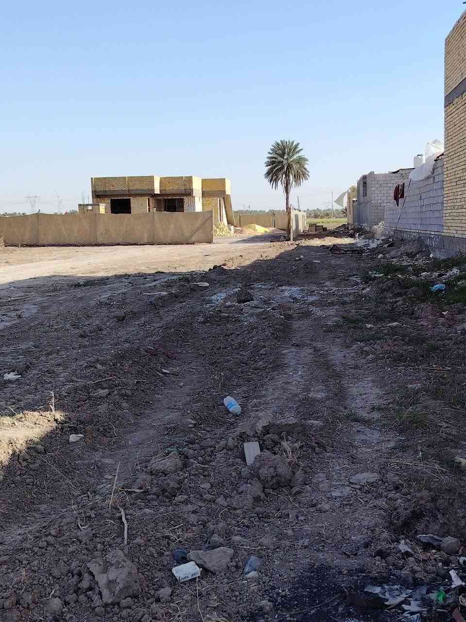 السلام عليكم يوجد 1000متر  ركن طابو زراعي الوجهه 20متر النزال 50متر 
قريه البوعبدالله قرب الامام عون  (عليهم السلام) توجد بيها كافه الخدامات كهرباء ماء اساله تبعد عن الشارع الرئيسي 300متر  بسمي تحويل مباشر  ***********  /واتساب
