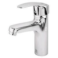 أنا عندي خلاط ماء حديث وأنيق بحالة ممتازة. الخلاط مصنوع من مادة الكروم...