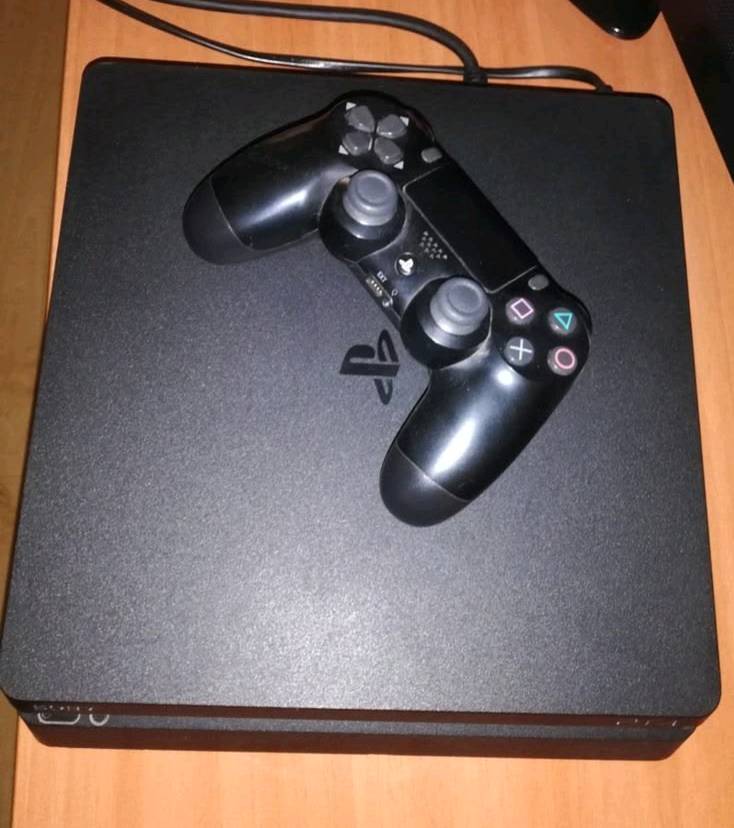 للبيع 🎮
​🔹 بلايستيشن 4 سلم 500GB نسخة 06 آسيوي
▪️ الجهاز ما مفتوح ونظيف جداً
▪️ ويا يدات عدد 2
▪️ ويا قرصين (Tomb Raider & God of War)
💰 السعر: 200 ألف
​━━━━━━━━━━━━━━━━━━
​🔹 بلايستيشن 4 فات
▪️ نظيف جداً وما مفتوح
▪️ ويا يدات عدد 2
▪️ ويا قرص GTA V
💰 السعر: 175 ألف
​━━━━━━━━━━━━━━━━━━
​📍 المكان: النجف - مجمع مدينة أبو تراب
📞 للتواصل: ***********
​⚠️ ملاحظة: الأجهزة نظيفة جداً وعلى الفحص، تعال شوف وافحص الجهاز وبعدها استلمه 👍