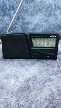 للبيع 📻 راديو من شركة  eLta 🇩🇪  صناعة المانيا 1990  نظافة الجهاز 100 %...
