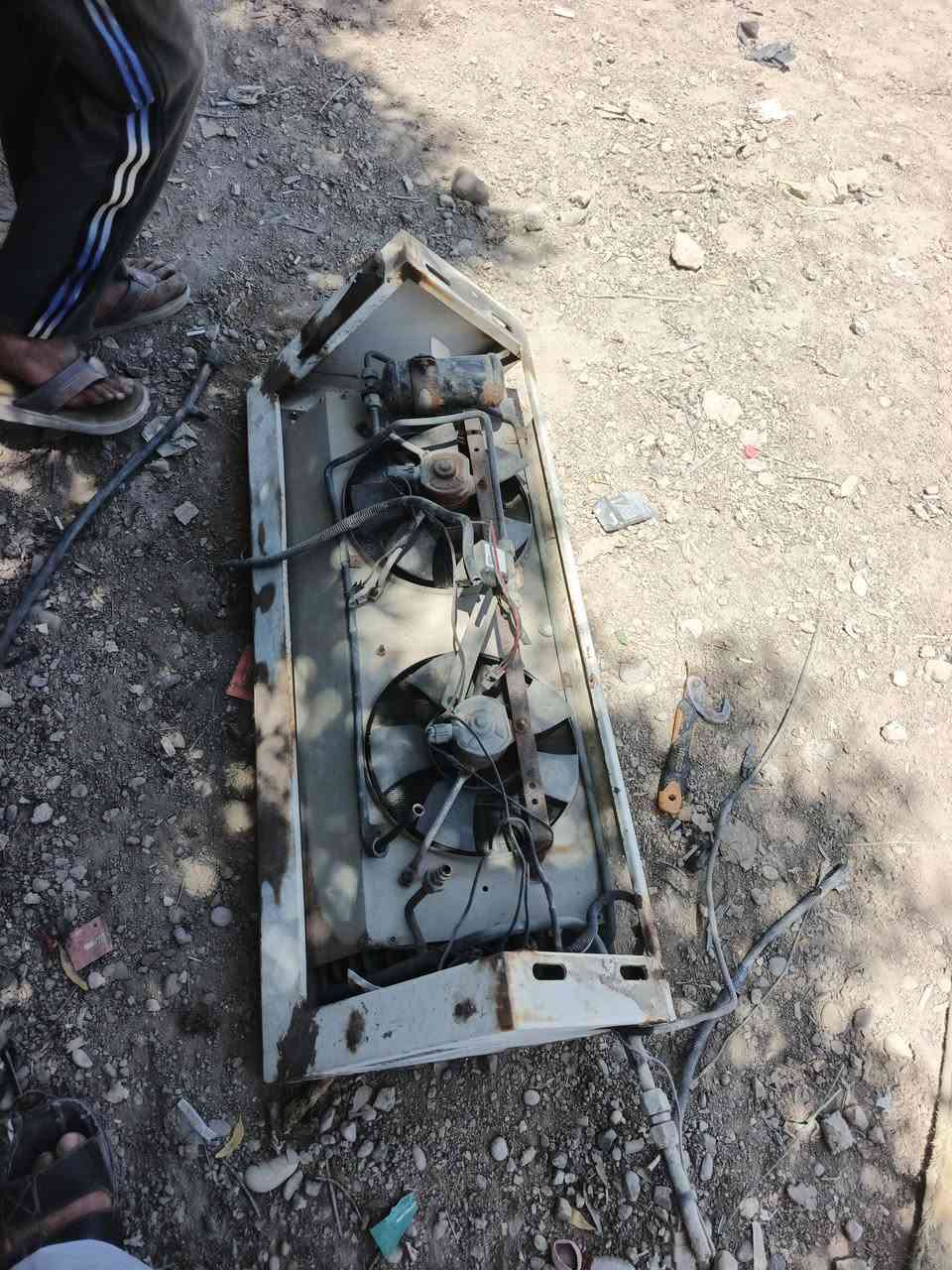 براد كيه كالو شغال اخذت الحافضه محتاجها  ولبراد فتحته ماعرف شنو نوعيته رايده ب ورقتين  مكان بغداد *********** ليفيده ياخذه
