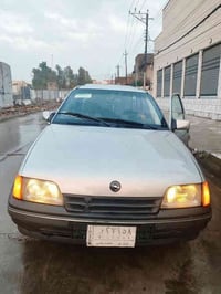 كديت صندوك موديل (1991) حجم (16) وايرمنية شغالة طخم امامي وخلفي جديد و...