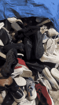 سلام عليكم احذيه باله للبيع شلعه كامله الاستفسار خاص او عله هذه الرقم ***********
