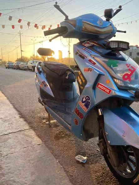 دراجه سكنس لد شحن سته بطاريات تايرات زوج جديد دراجه جاهزه سعر 450 مكاني بغداد حي الجهاد لتواصل وتساب ***********🥷
