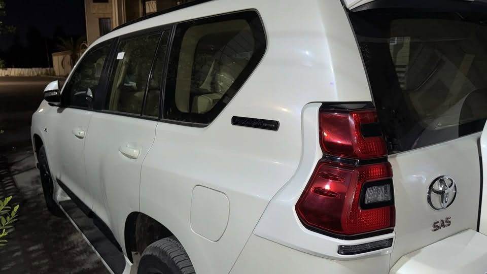 برادو للبيع موديل 21سياره فول مدنايت vxالسياره مكفوله ماشيه 26حقيقي شرط الفحص زيرو السعر 42 رقم بغداد جديد التواصل ***********
