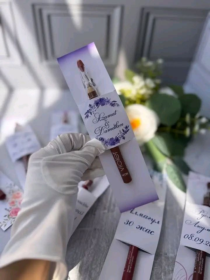 توزيعات خطوبة 💍🥰💍
حابة توزيعات مميزة وتبقى ذكرى حلوة؟ 🌸
نوفرولكم توزيعات أنيقة وعصرية
🎁 أشكال مختلفة حسب الطلب
🎀 تزيين راقي وذوق عالي
💖 إمكانية التخصيص (الاسم / التاريخ)
📩 للحجز والاستفسار تواصلو معنا عبر الخاص
خلي فرحتك تبان وتكون مختلفة مع توزيعاتنا ❤
(قابلين لتنفيذ)


**إذا كنت صاحب هذا الإعلان وتريد حذفه لأي سبب، رجاءا أرسل رسالة إلى الدعم الفني**