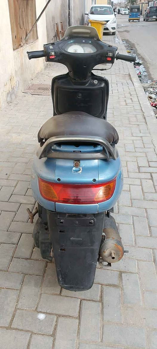 دراجه فراشه  نضيفه كامله من طول للطول كهربايات سلف هندر اشاير  هورن  دراجه نضيفه دبلات تايرات جدد مال باله دراجه شلعه ومعدل طيران  شغال عينه شغاله نقص واير عداد سرعه   دراجه ماناقصها شي سعرها 400 مكاني الحيانيه البصرة, العراق


**إذا كنت صاحب هذا الإعلان وتريد حذفه لأي سبب، رجاءا أرسل رسالة إلى الدعم الفني**