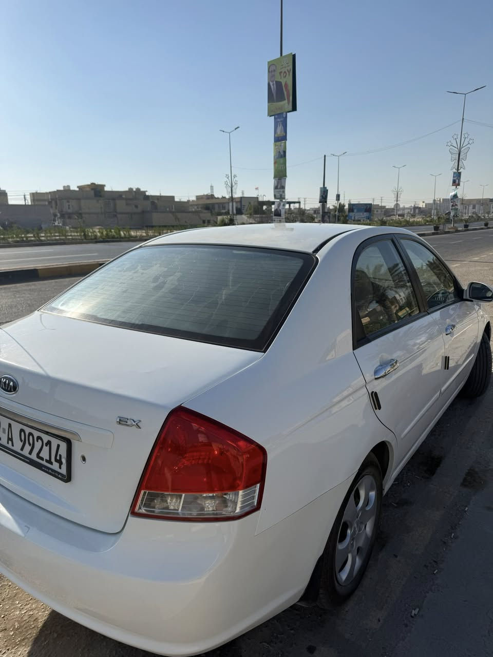 السلام عليكم 
كيا سبكترا ٢٠٠٩ سيارة  كفاله عامه من الصبغ والتبديل والحادث بدون حادث امريكي  مكاني كربلاء الحر 
***********
